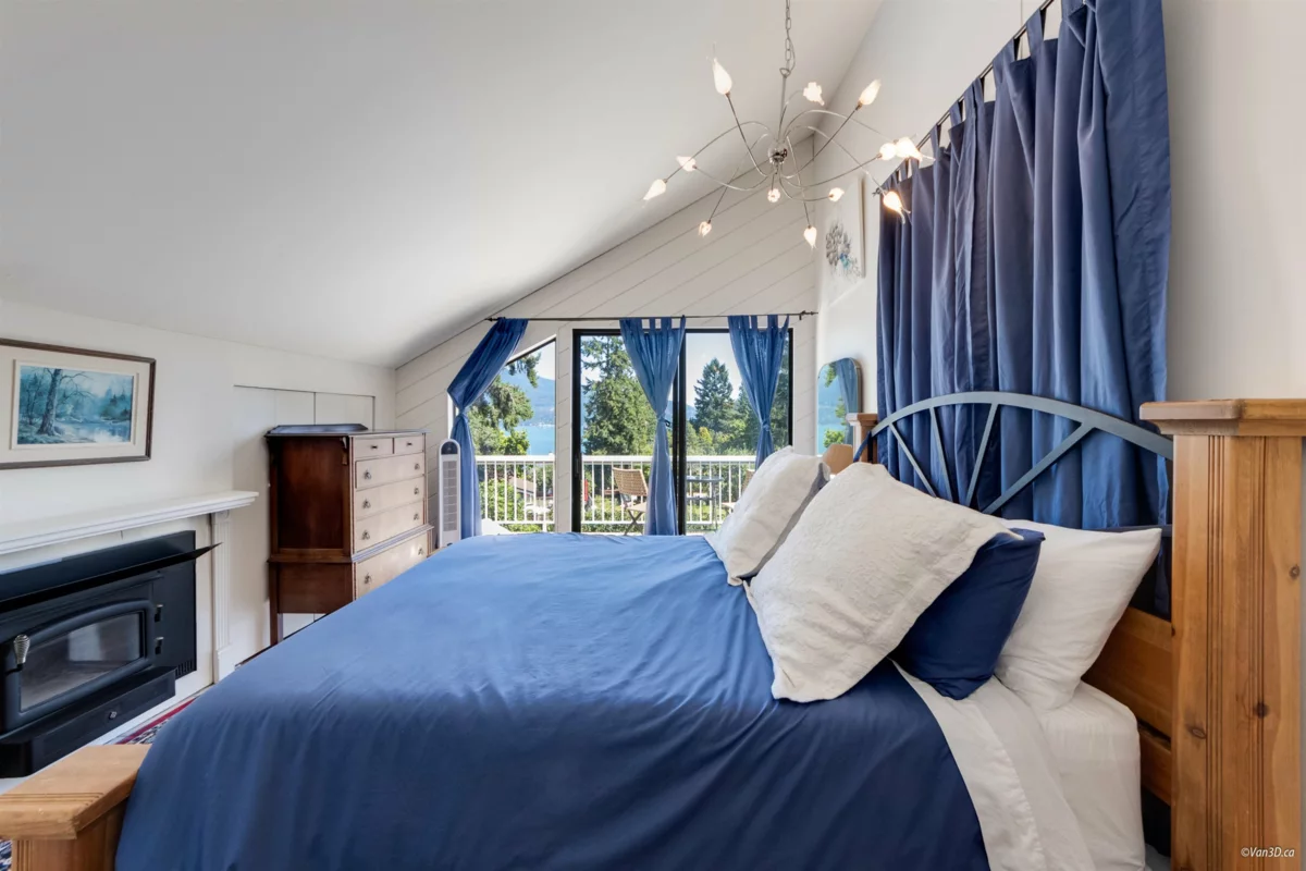 Loft / Bonus Room Photo of 1115 Lenora Road, Bowen Island, BC