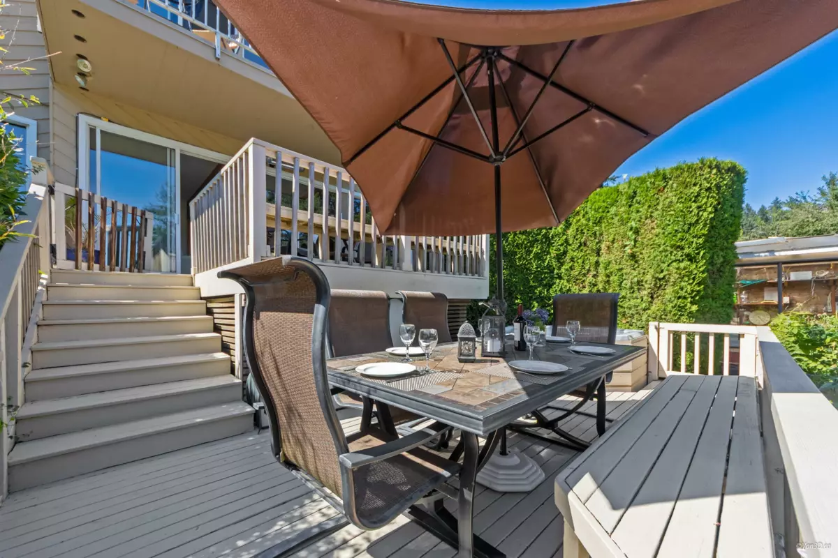 Primary Bathroom Photo of 1115 Lenora Road, Bowen Island, BC