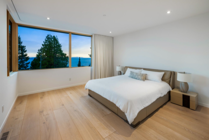 Bedroom 4 Photo of 15493 Royal Avenue, White Rock, BC