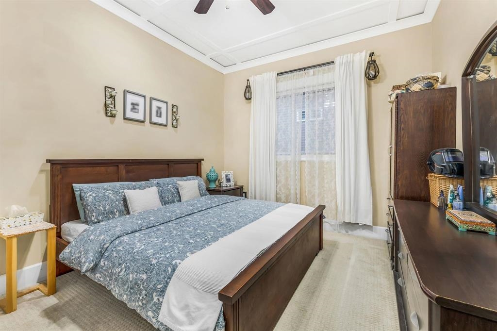 Hallway Photo of 14456 76 Avenue, Surrey, BC