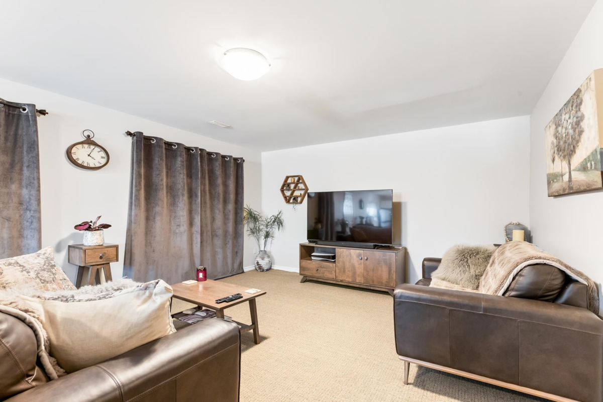 Front Yard Photo of 23717 110 Avenue, Maple Ridge, BC