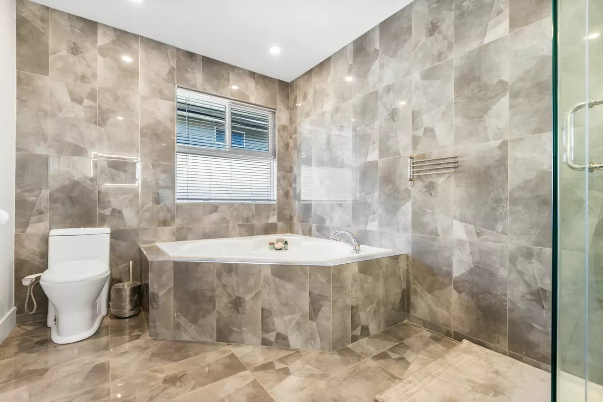 Laundry Room Photo of 23717 110 Avenue, Maple Ridge, BC