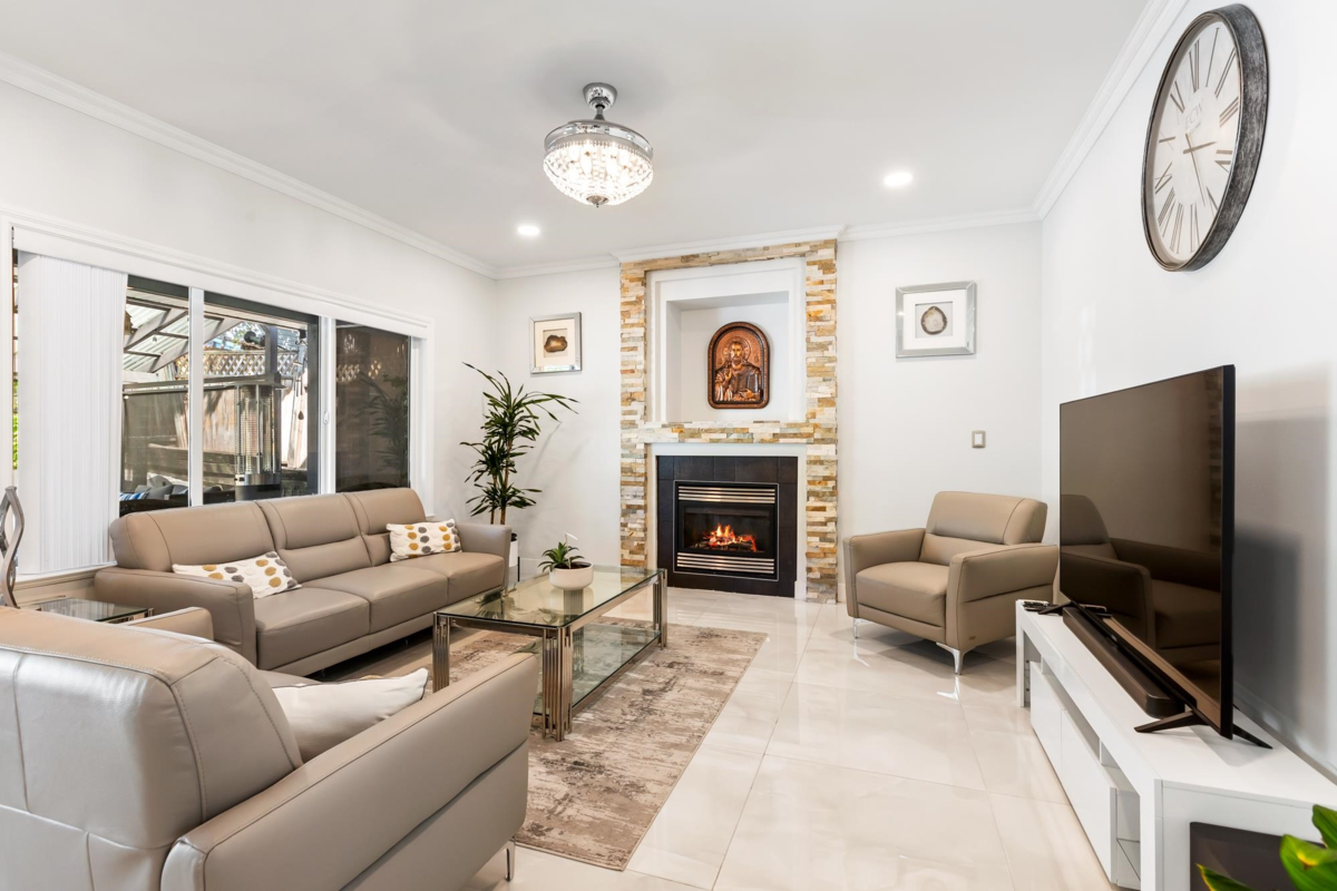 Walk-In Closet Photo of 23717 110 Avenue, Maple Ridge, BC