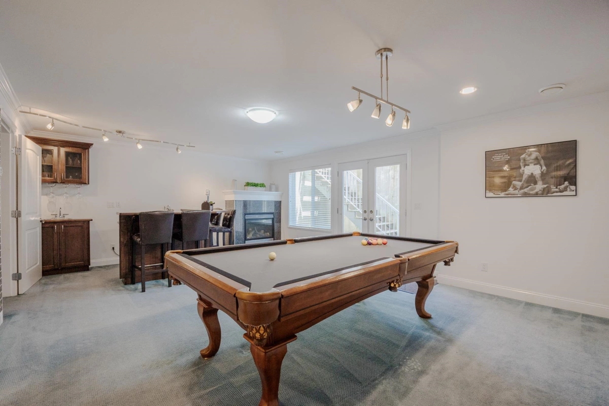 Garden / Landscaping Photo of 6648 181 Street, Surrey, BC