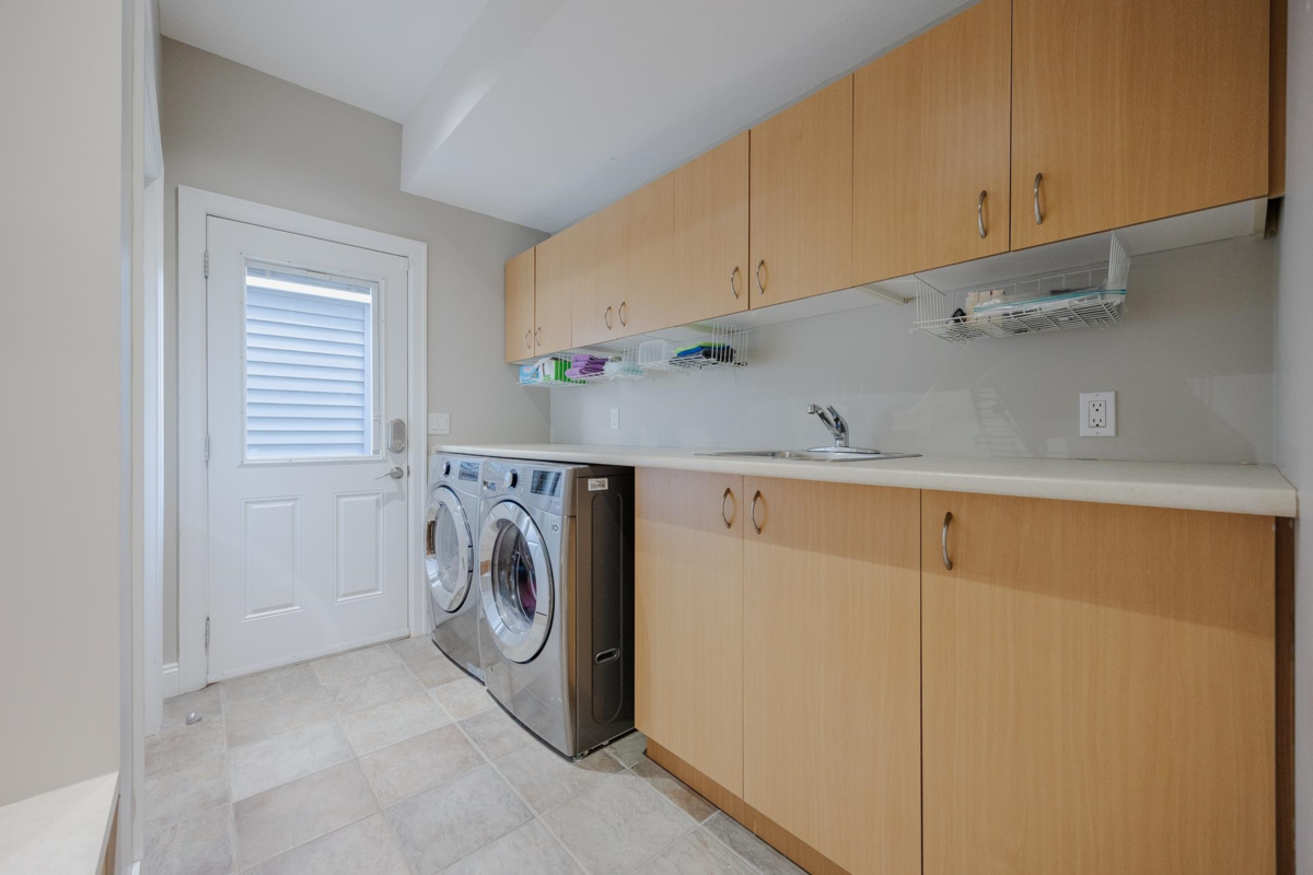 Guest Bathroom Photo of 6648 181 Street, Surrey, BC