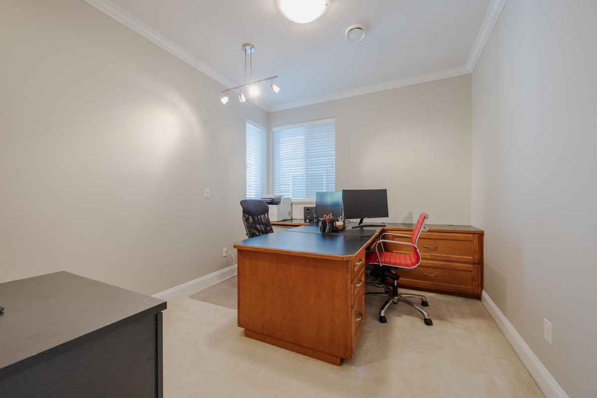 Office / Den Photo of 6648 181 Street, Surrey, BC
