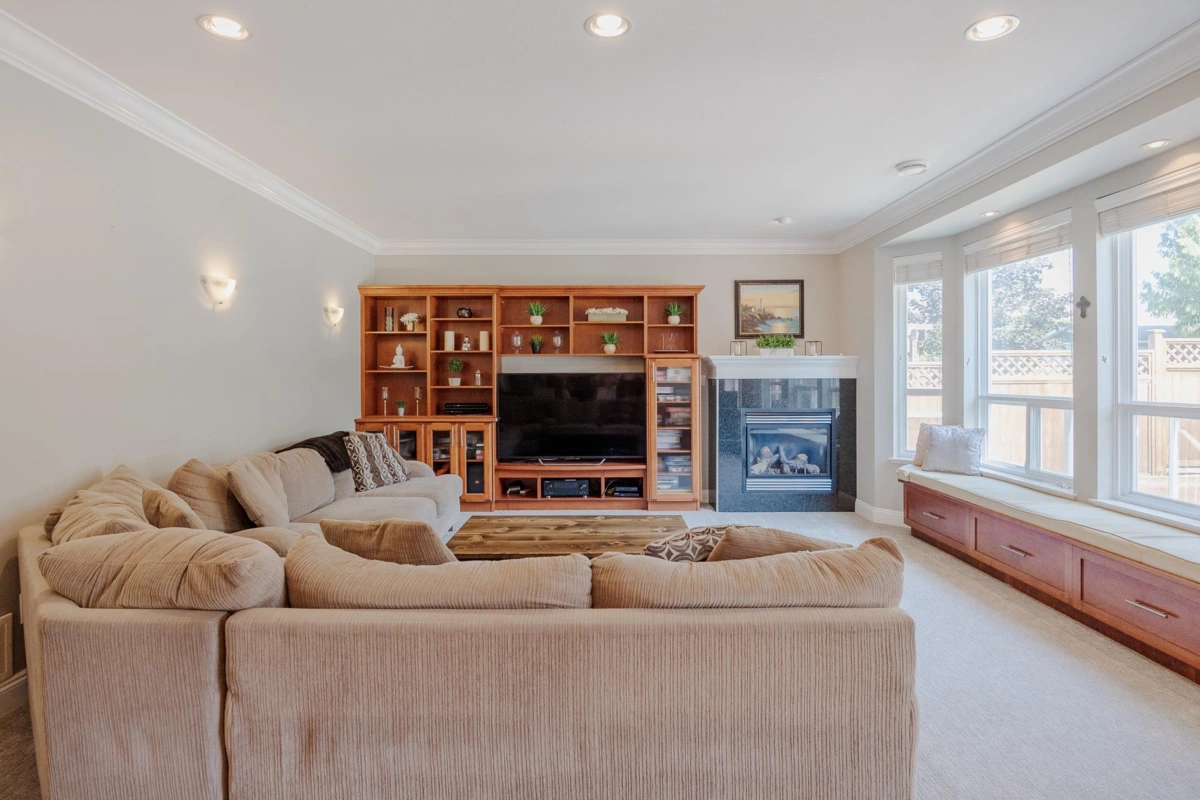 Primary Bathroom Photo of 6648 181 Street, Surrey, BC