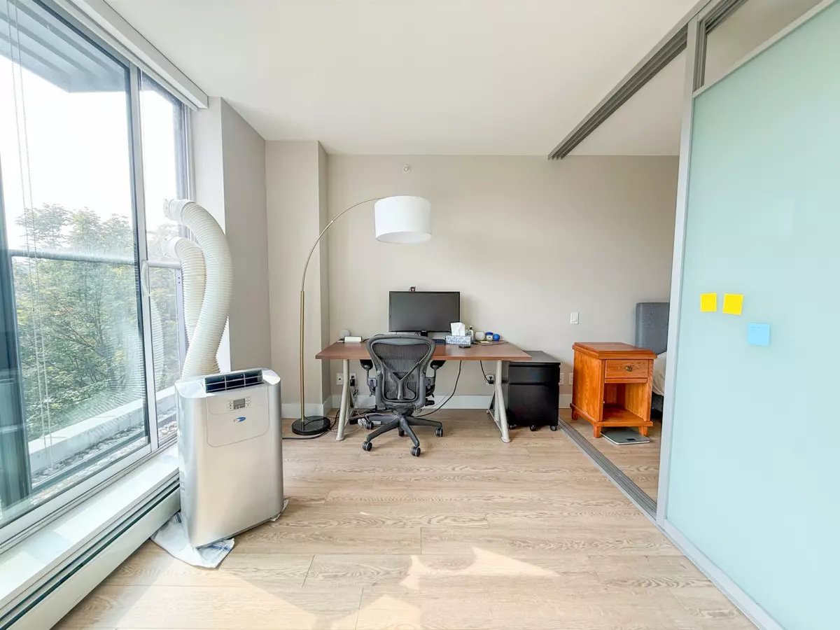 Kitchen Photo of 305 1783 Manitoba Street, Vancouver, BC