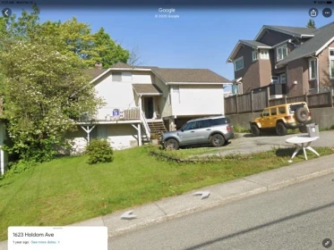 Kitchen Photo of 1615 Holdom Avenue, Burnaby, BC