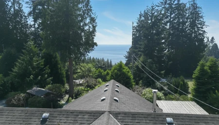 1372 Gower Point Road, Gibsons, BC, Gibsons — Single Family Residence for sale