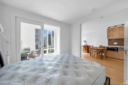 1002 565 Smithe Street, Vancouver, BC, Vancouver — Apartment/Condo for sale