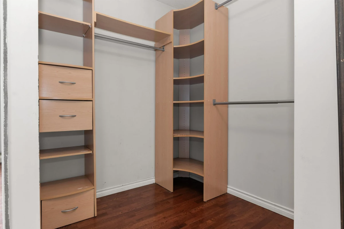 Entry Foyer Photo of 21703 Thacker Mtn Road, Hope, BC