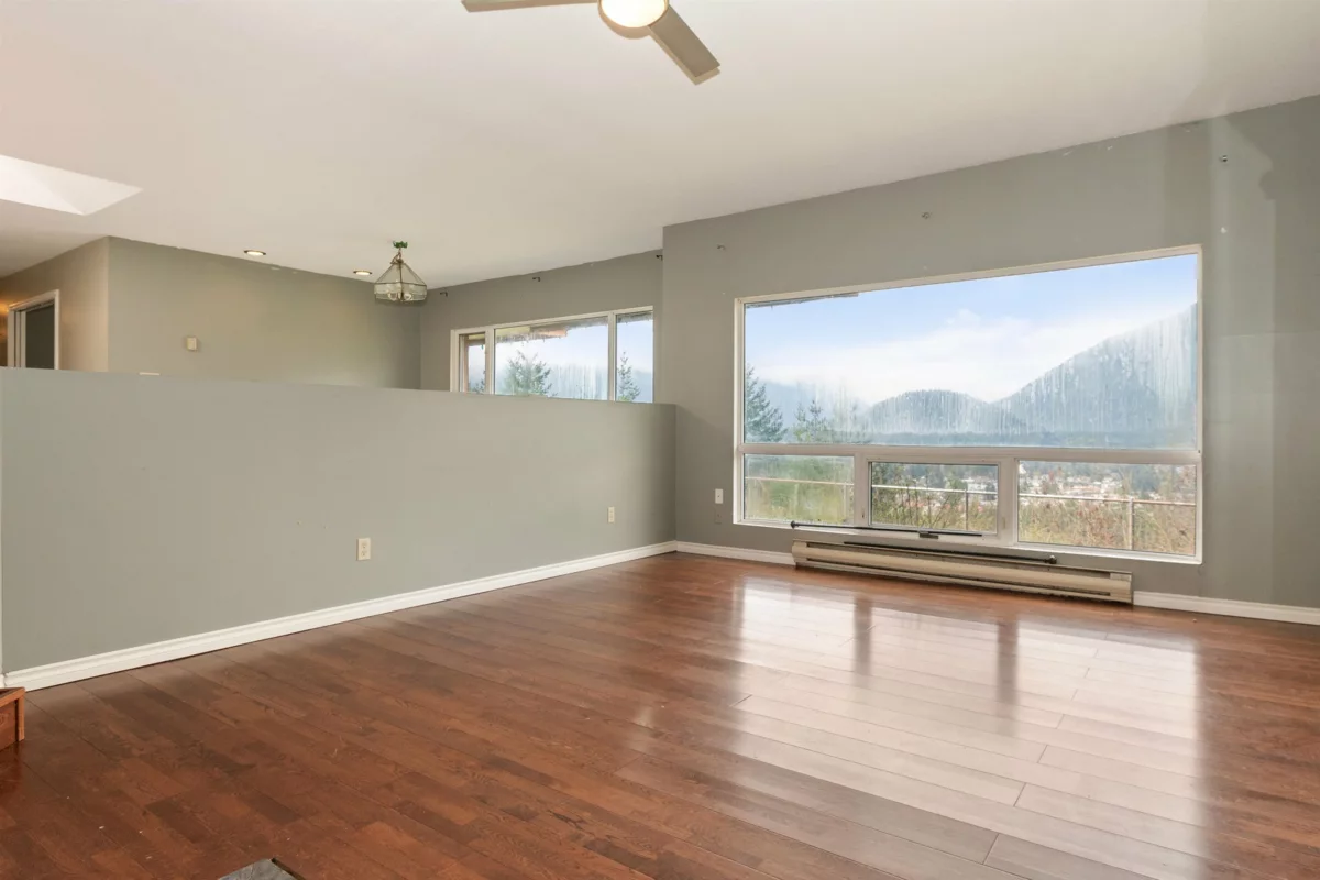 Primary Bathroom Photo of 21703 Thacker Mtn Road, Hope, BC