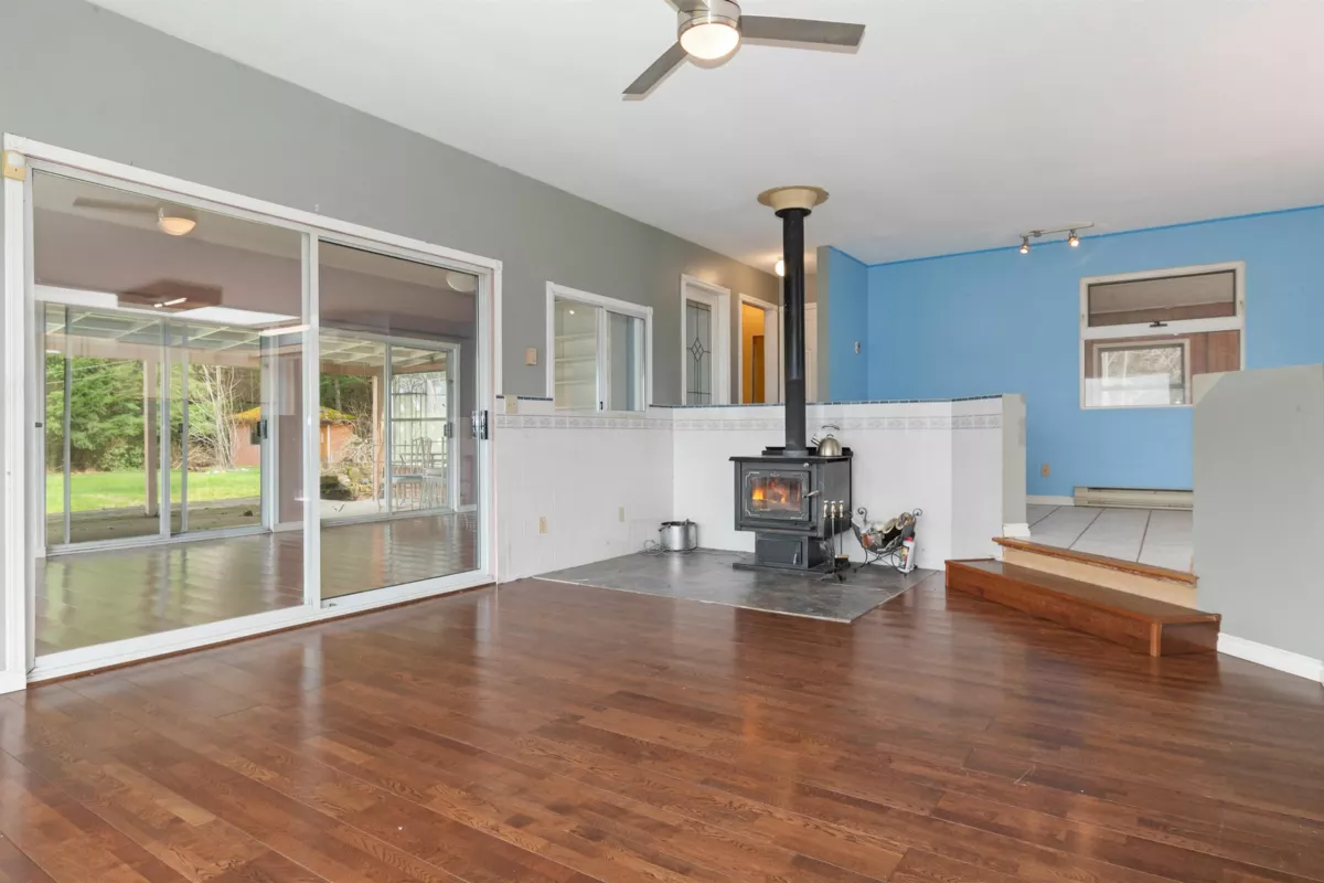Walk-In Closet Photo of 21703 Thacker Mtn Road, Hope, BC