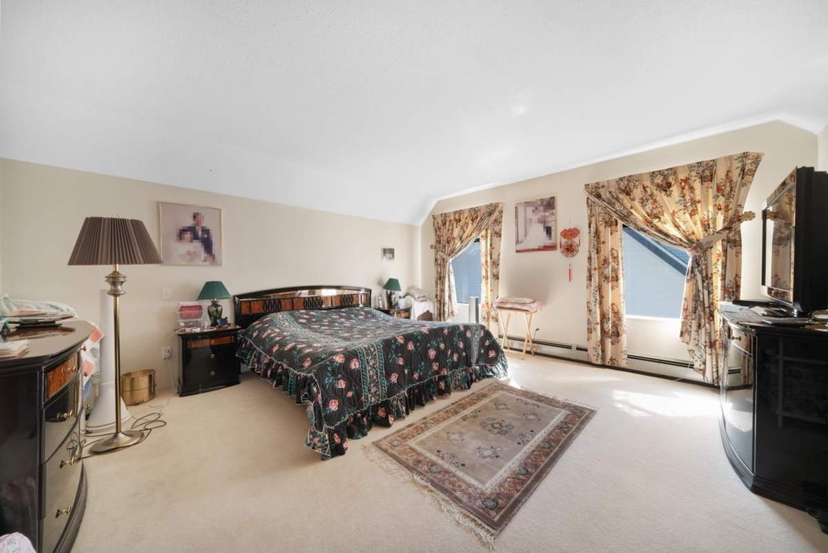 Bedroom 4 Photo of 8008 Woodhurst Drive, Burnaby, BC