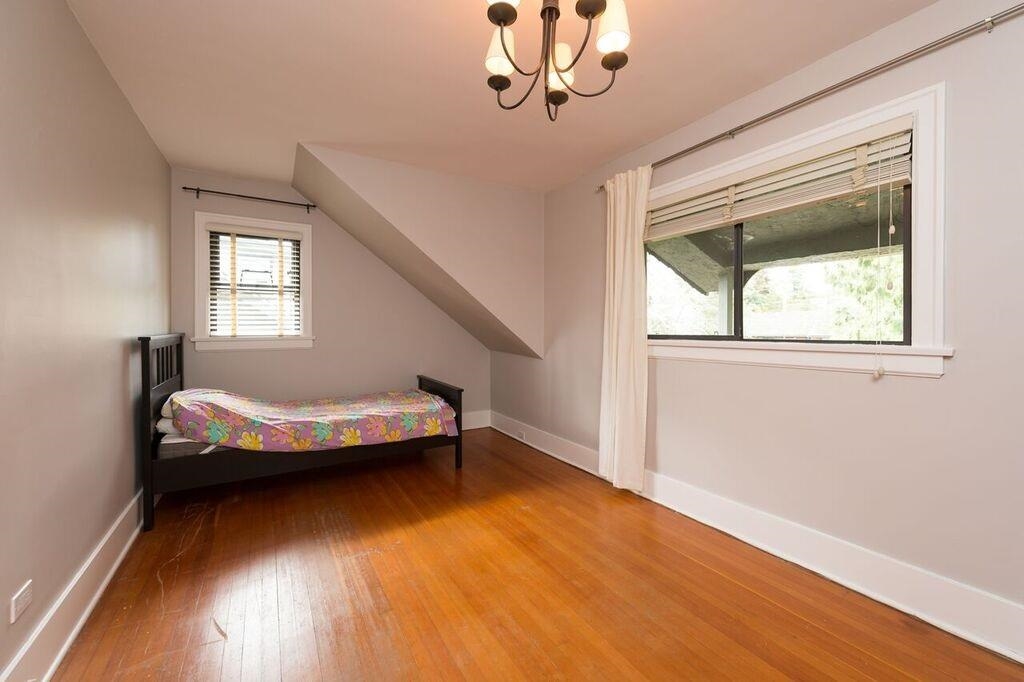 Primary Bathroom Photo of 4655 W 6 Th Avenue, Vancouver, BC