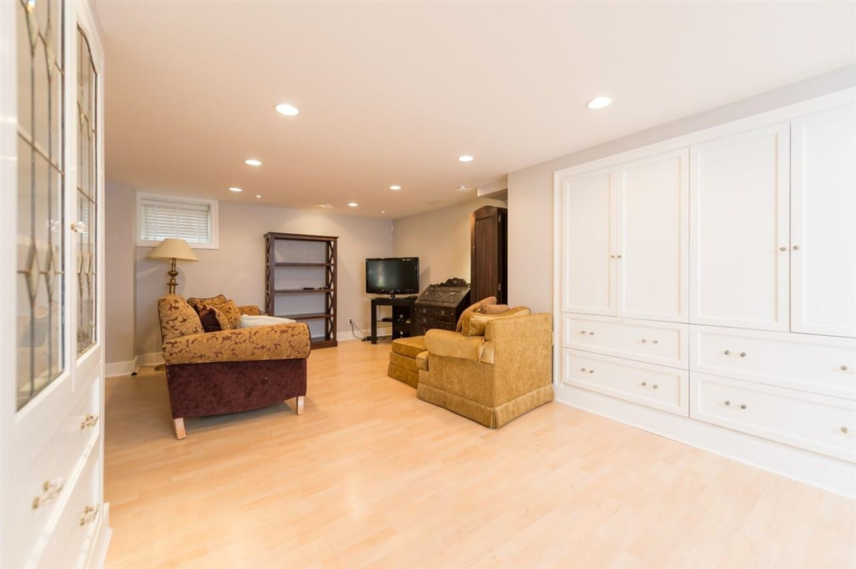 Primary Bedroom Photo of 4655 W 6 Th Avenue, Vancouver, BC