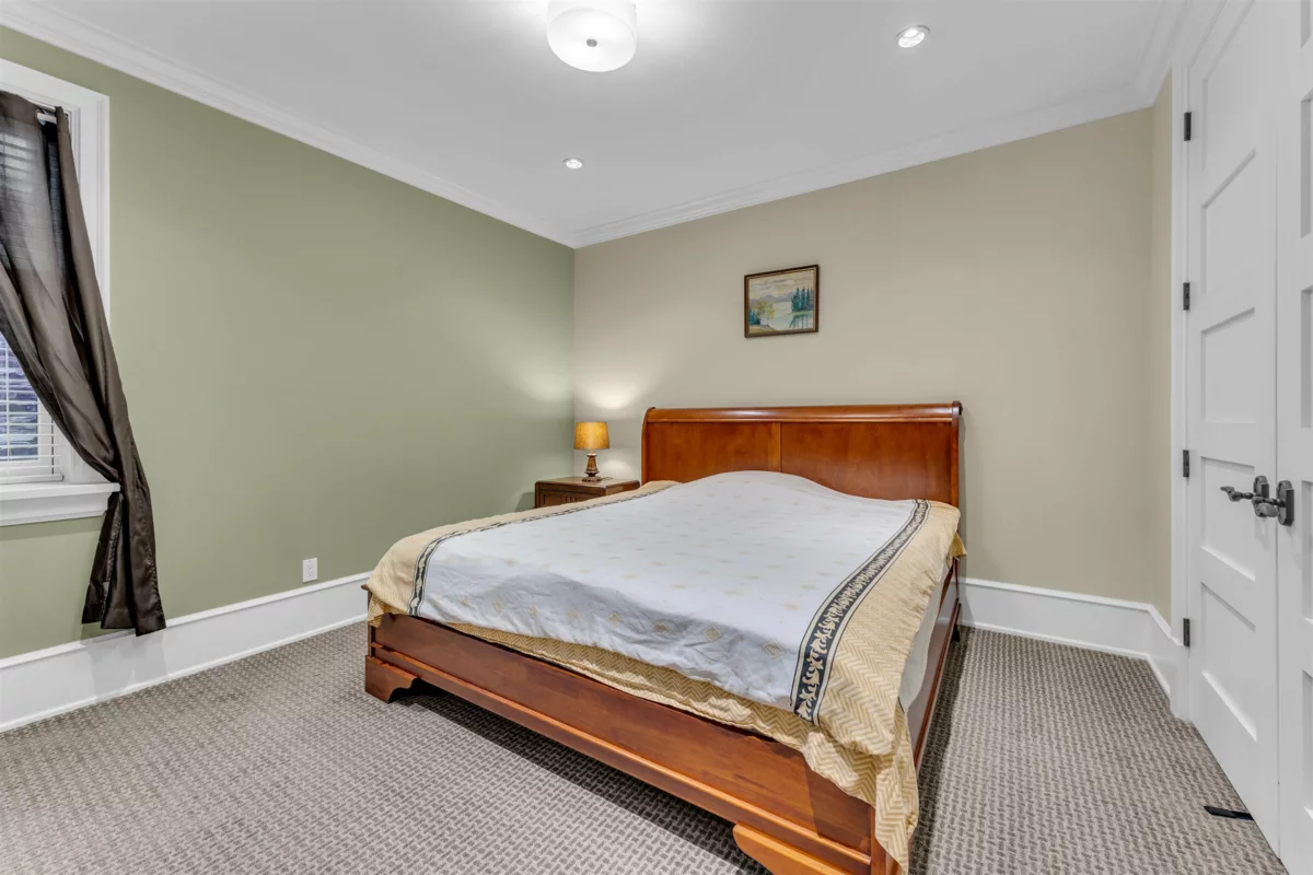 Powder Room Photo of 2937 W 45th Avenue, Vancouver, BC