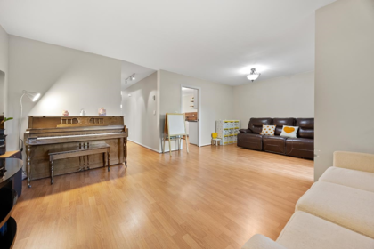 Kitchen Photo of 204 16233 82 Avenue, Surrey, BC