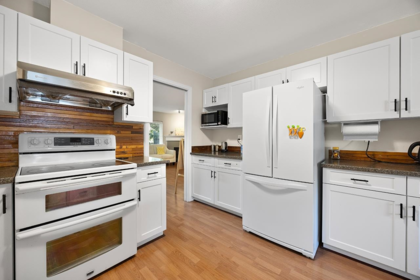 Primary Bedroom Photo of 204 16233 82 Avenue, Surrey, BC