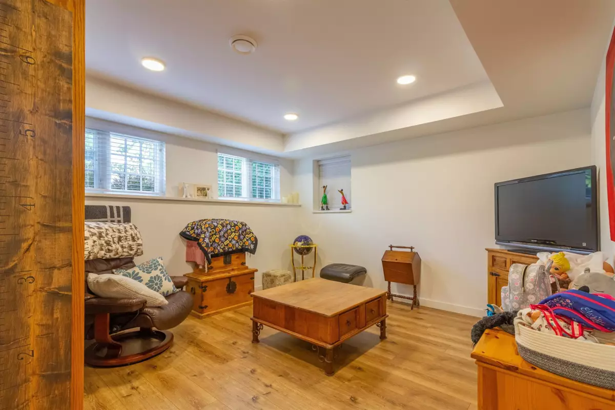 Basement Recreation Room Photo of 903 Walls Avenue, Coquitlam, BC