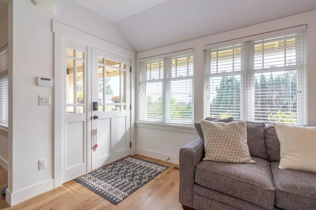 Family Room Photo of 903 Walls Avenue, Coquitlam, BC