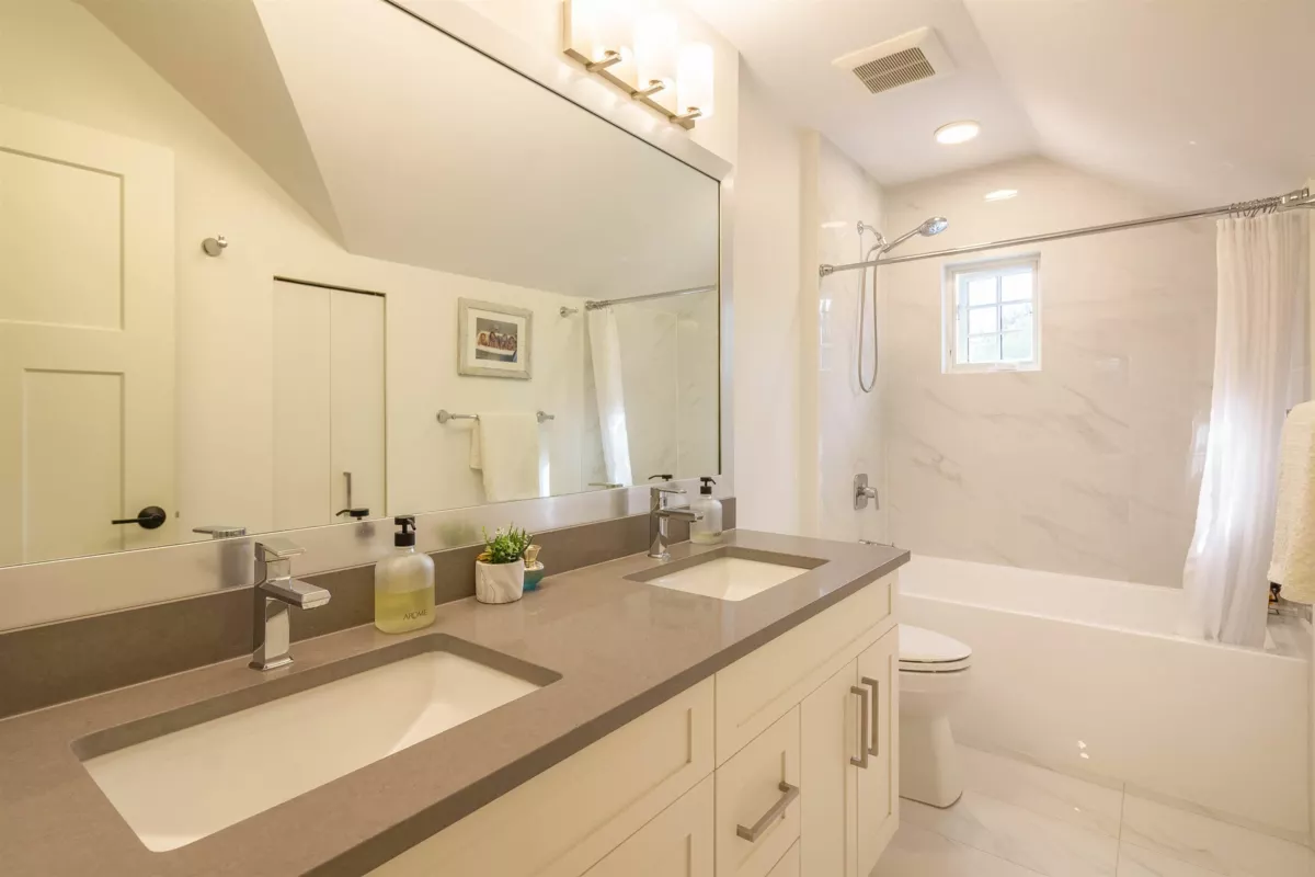 Loft / Bonus Room Photo of 903 Walls Avenue, Coquitlam, BC