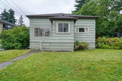 426 Seventh Street, New Westminster, BC, New Westminster — Single Family Residence for sale