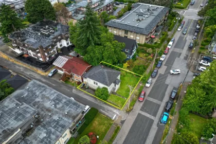 426 Seventh Street, New Westminster, BC, New Westminster — Single Family Residence for sale