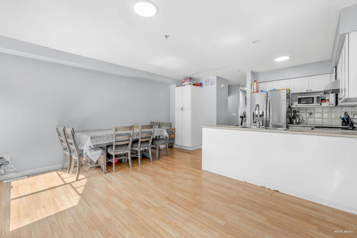 Bedroom 3 Photo of 111 12711 64 Avenue, Surrey, BC