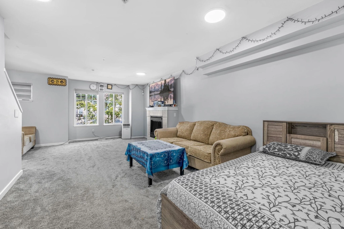 Dining Area Photo of 111 12711 64 Avenue, Surrey, BC