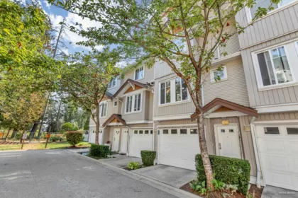 111 12711 64 Avenue, Surrey, BC