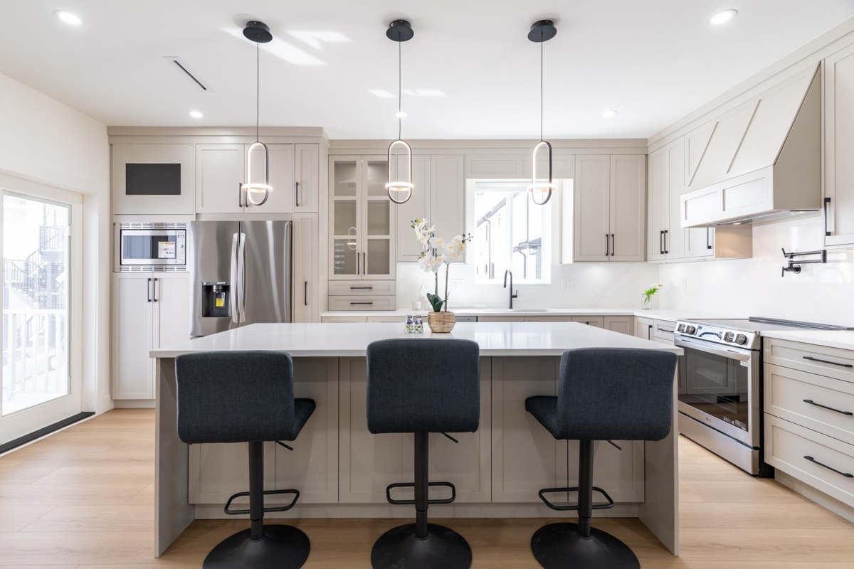 Bedroom 2 Photo of 215 Mabel Street, New Westminster, BC