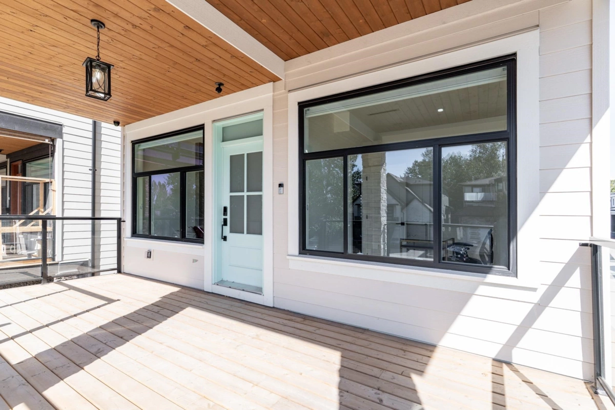 Family Room Photo of 215 Mabel Street, New Westminster, BC