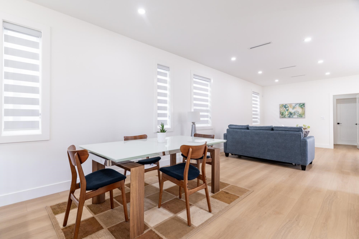 Primary Bathroom Photo of 215 Mabel Street, New Westminster, BC