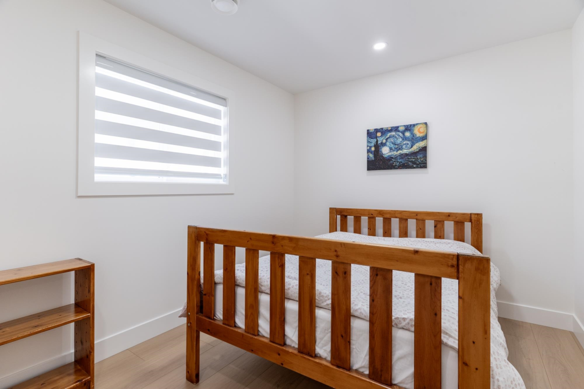 Swimming Pool Photo of 215 Mabel Street, New Westminster, BC