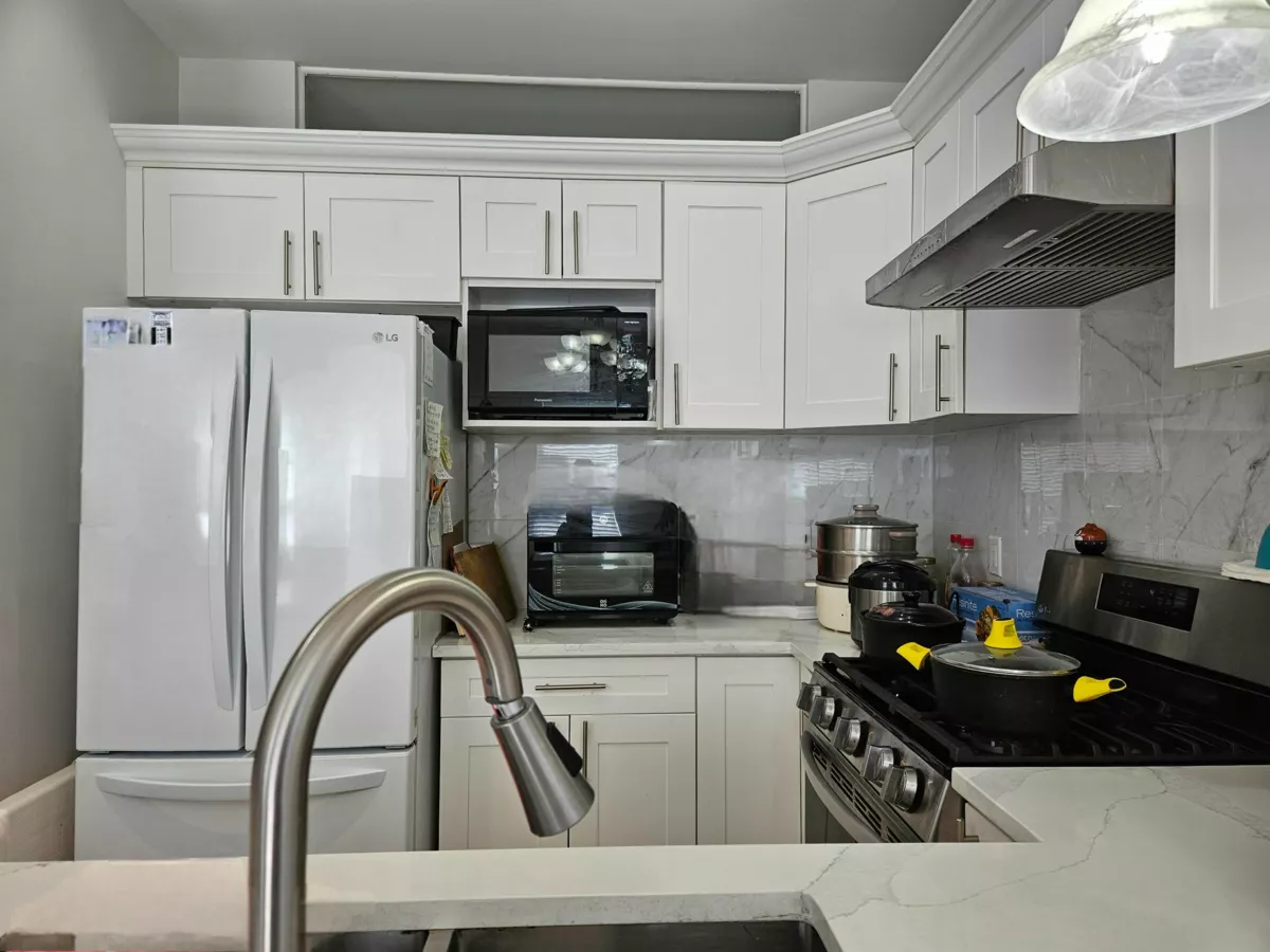 Breakfast Nook Photo of 1 6733 Livingstone Place, Richmond, BC