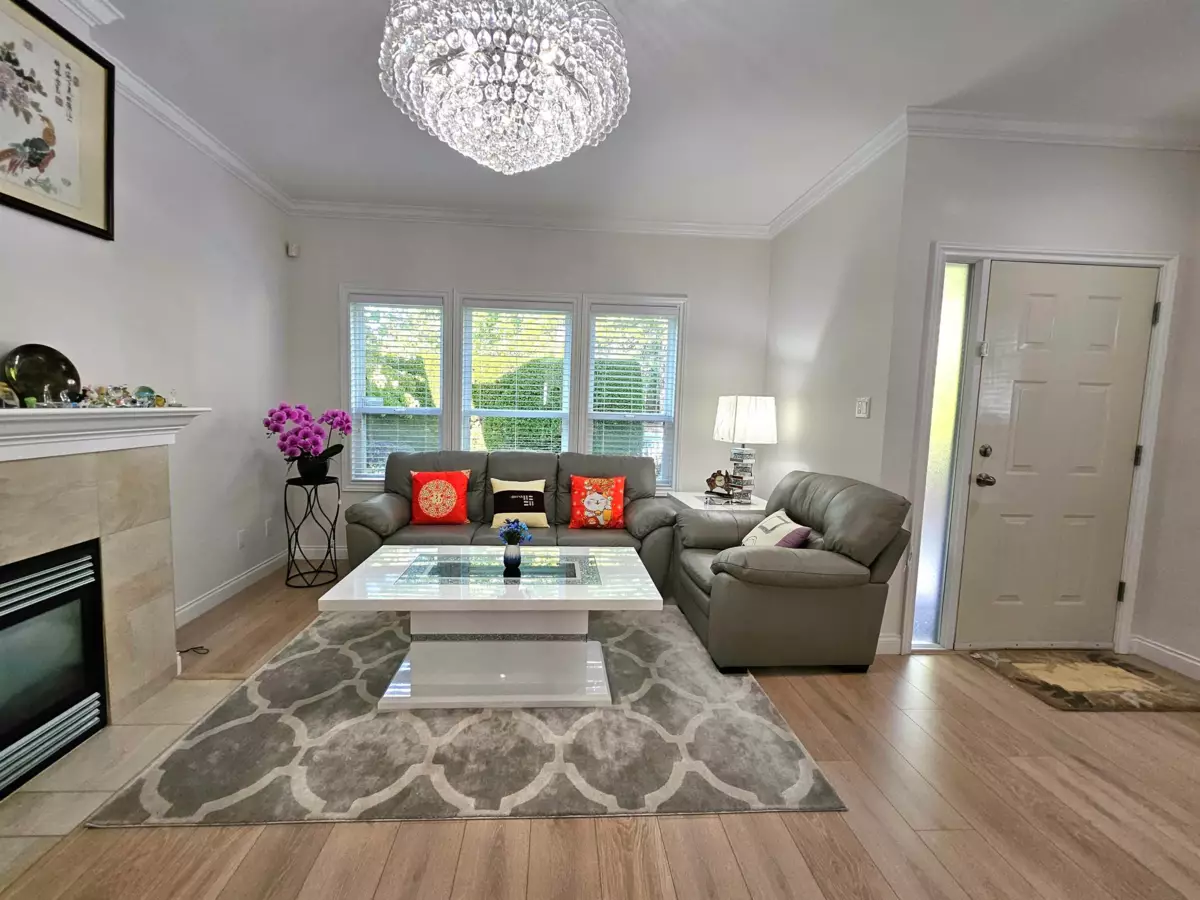 Family Room Photo of 1 6733 Livingstone Place, Richmond, BC