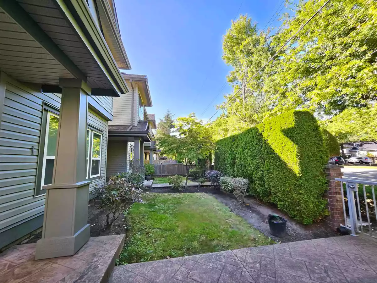 Living Room Photo of 1 6733 Livingstone Place, Richmond, BC