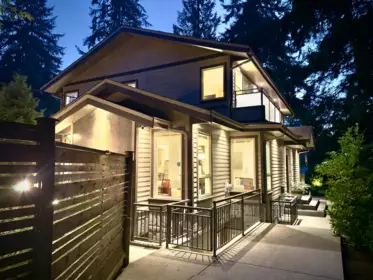 3681 Henderson Avenue, North Vancouver, BC, North Vancouver — Single Family Residence for sale