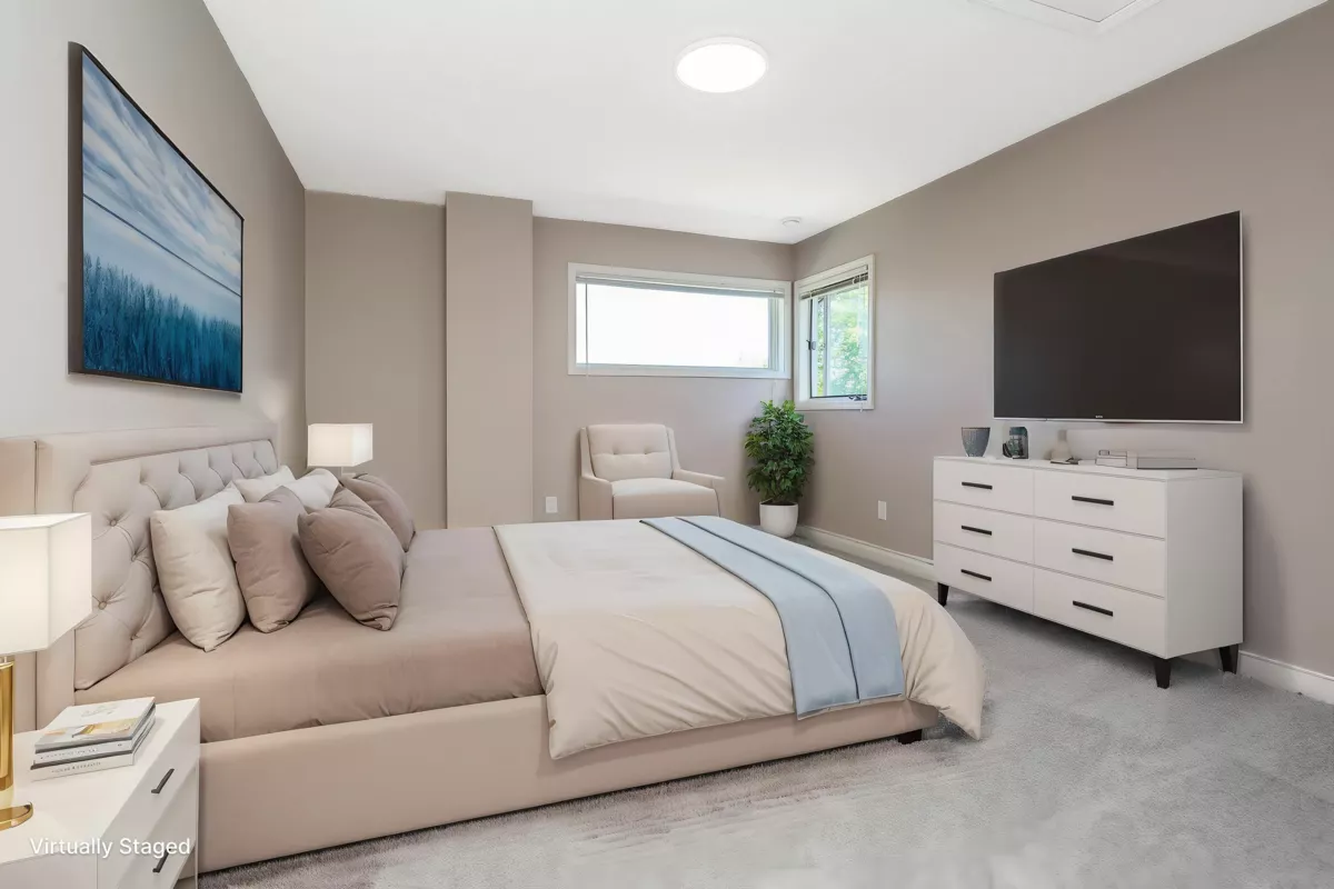 Backyard Photo of 6247 Crescent Place, Delta, BC