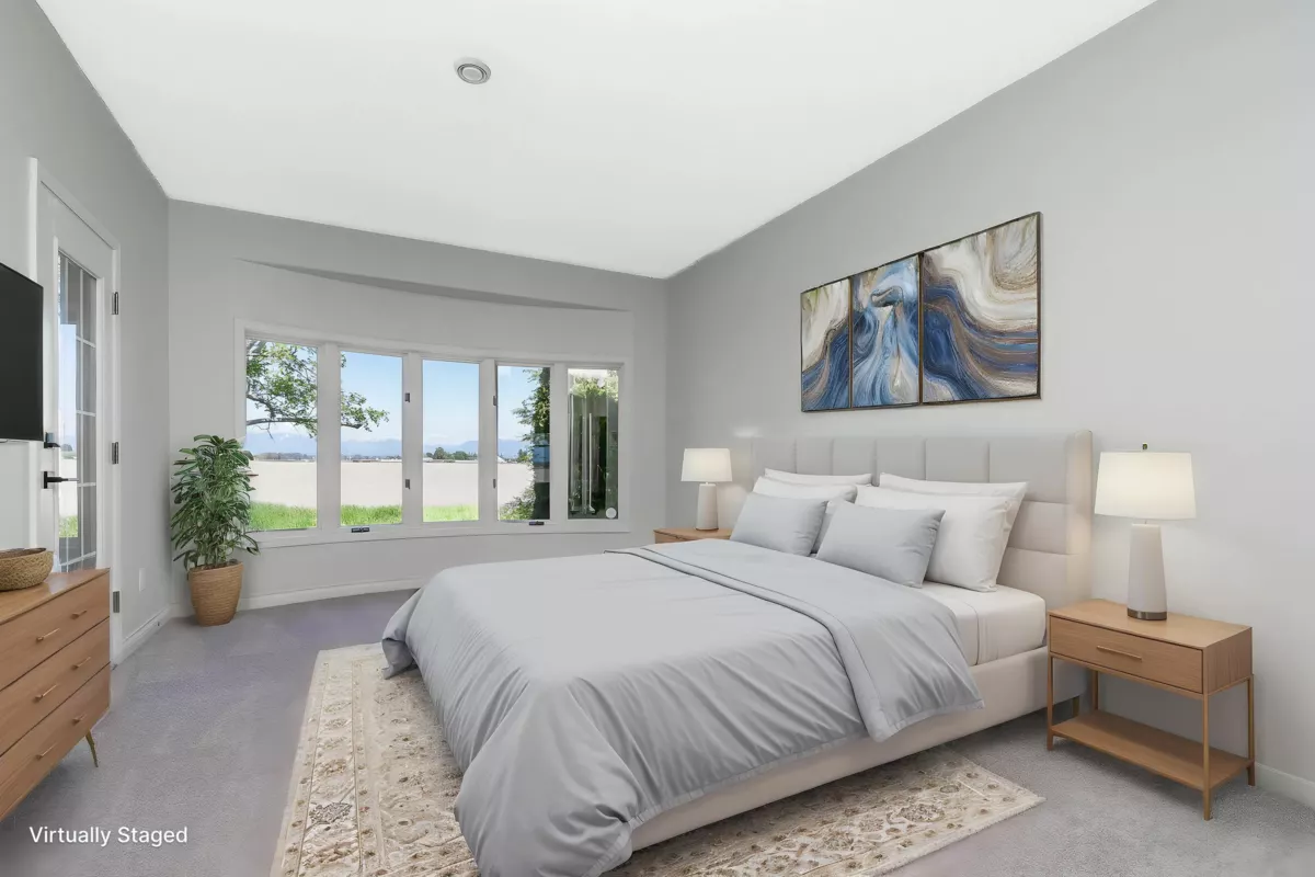 Hallway Photo of 6247 Crescent Place, Delta, BC