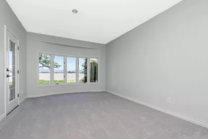 Entry Foyer Photo of 6247 Crescent Place, Delta, BC
