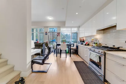 102 3588 Sawmill Crescent, Vancouver, BC, Vancouver — Apartment/Condo for sale