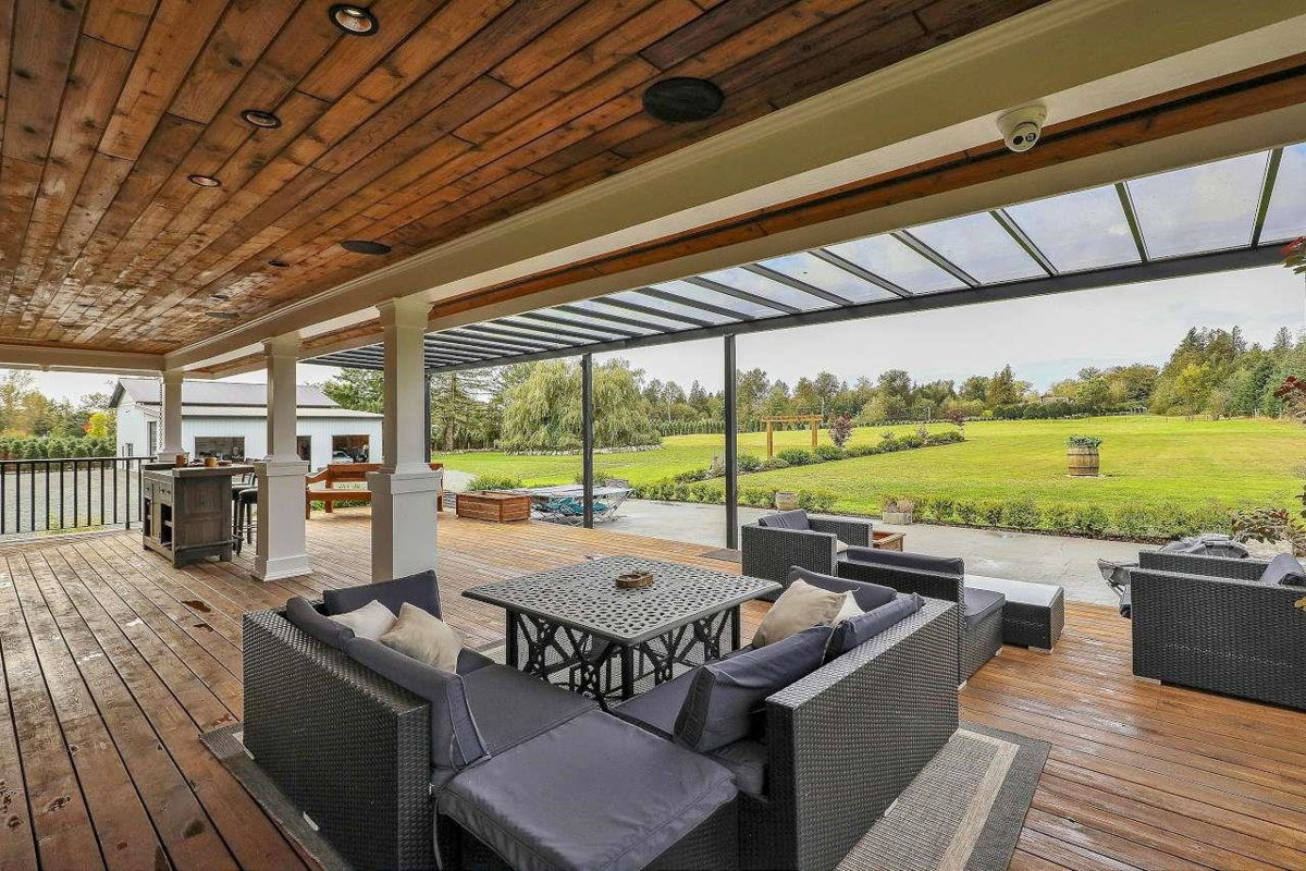 Garden / Landscaping Photo of 2693 256 Street, Langley, BC