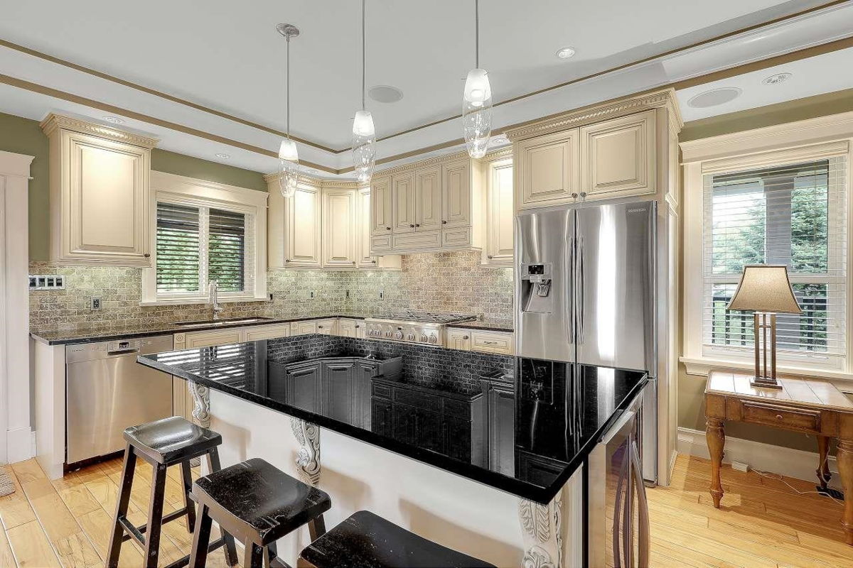 Primary Bathroom Photo of 2693 256 Street, Langley, BC