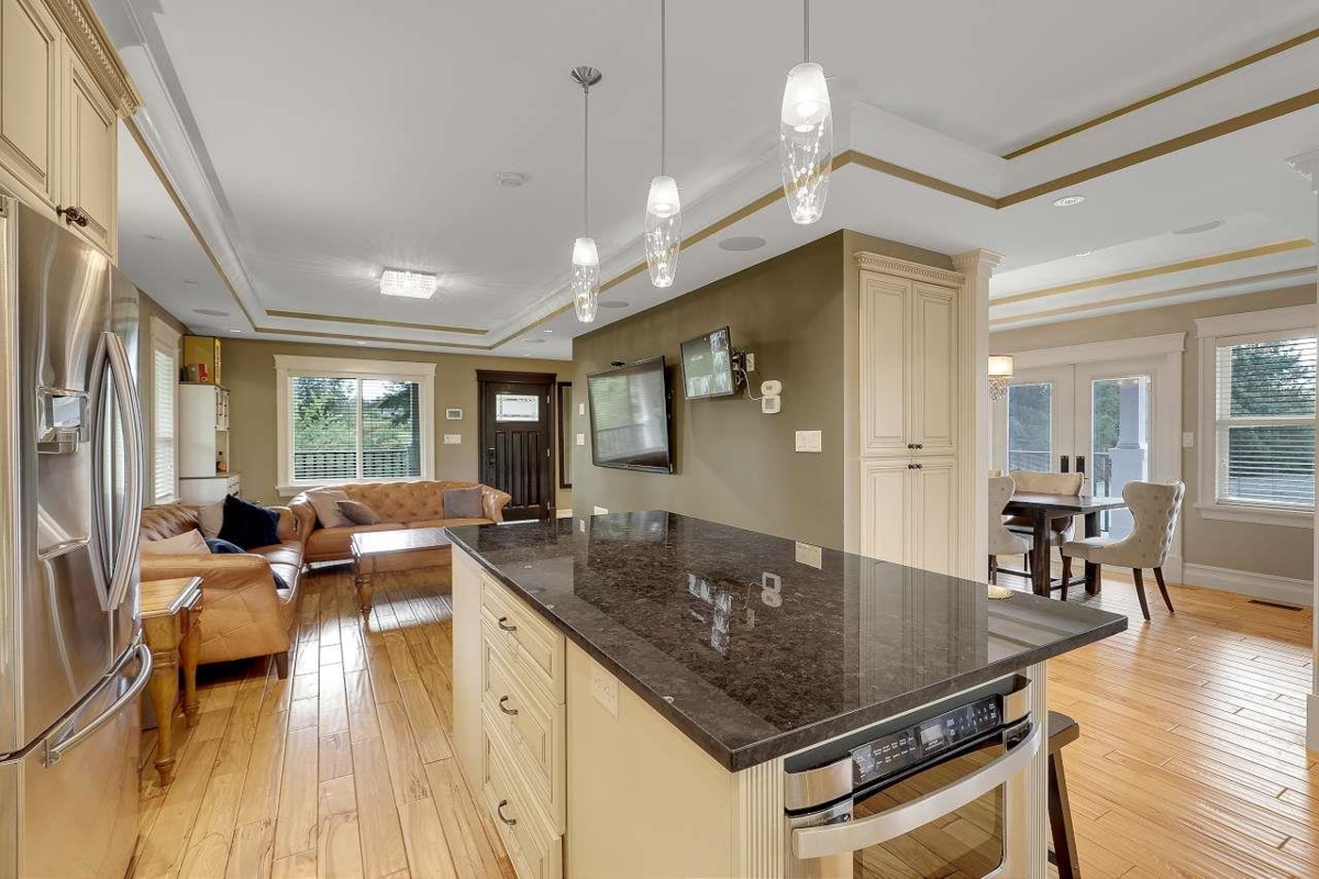 Walk-In Closet Photo of 2693 256 Street, Langley, BC