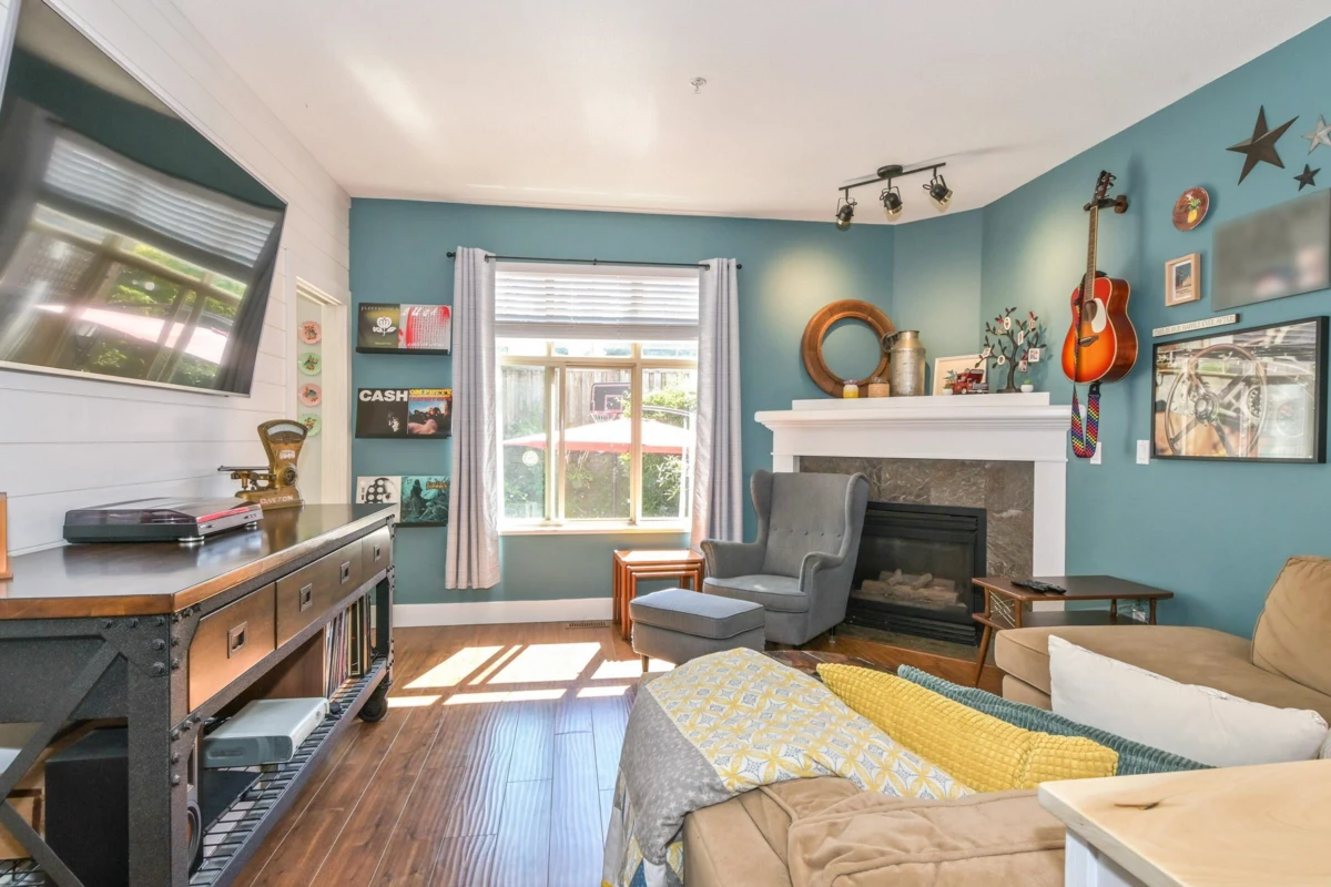 Living Room Photo of 136 20820 87 Avenue, Langley, BC