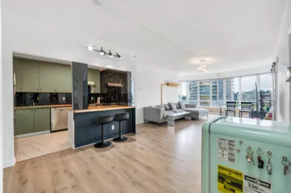 Kitchen Photo of 1005 6240 Mckay Avenue, Burnaby, BC