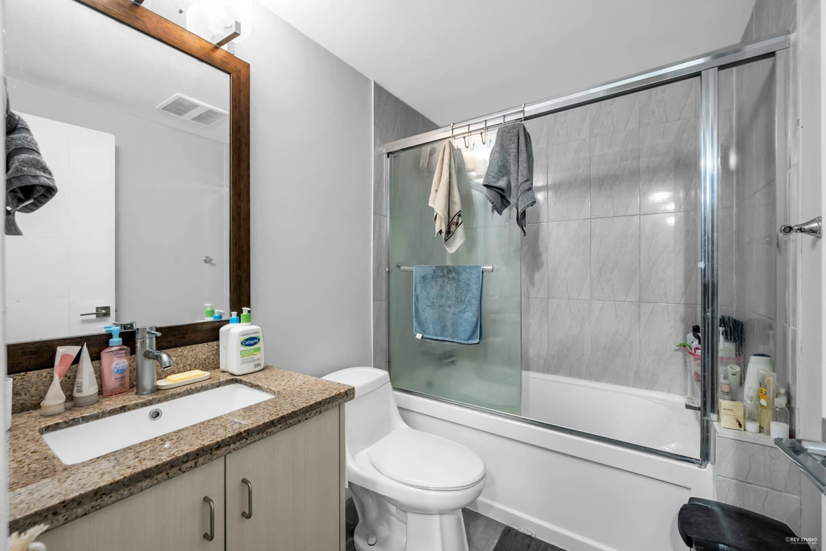 Backyard Photo of 1640 Como Lake Avenue, Coquitlam, BC